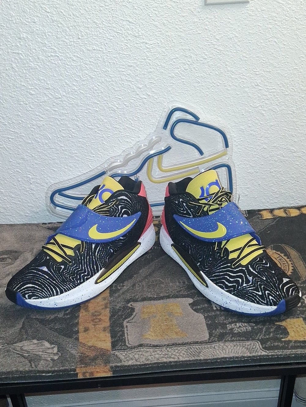 Nike KDs Black, Yellow & Blue Basketball Sneakers Lightly Worn Clean Bottoms